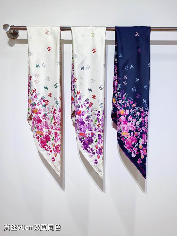 Chanel silk scarf 90X90cm E050805